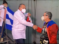 Recibe San Vicente y las Granadinas donativo de Cuba Recibe San Vicente y las Granadinas donativo de Cuba