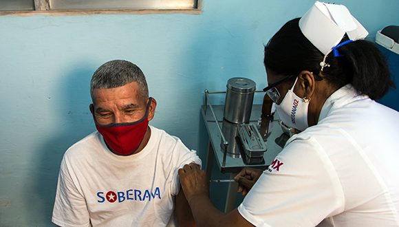 Comienza aplicación de segunda dosis de vacunas cubanas contra la COVID-19 Comienza aplicación de segunda dosis de vacunas cubanas contra la COVID-19