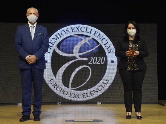 Brigada médica cubana Henry Reeve mereció el Premio Excelencias 2020 en feria de turismo de España Brigada médica cubana Henry Reeve mereció el Premio Excelencias 2020 en feria de turismo de España
