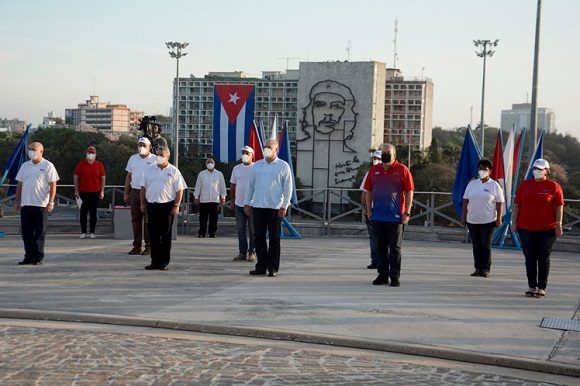 Encabeza Díaz-Canel homenaje a Martí en Día Internacional de los Trabajadores Encabeza Díaz-Canel homenaje a Martí en Día Internacional de los Trabajadores