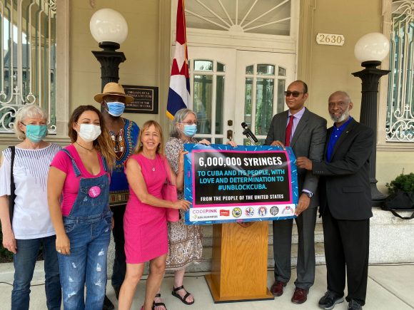 Desde Estados Unidos grupos solidarios envían 6 millones de jeringuillas para Cuba Desde Estados Unidos grupos solidarios envían 6 millones de jeringuillas para Cuba