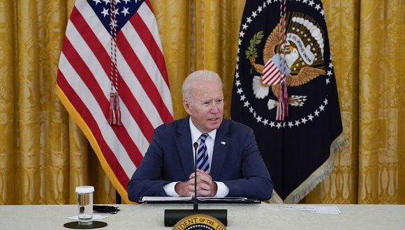 Biden responde a periodista sobre si quedaran estadounidenses en Afganistán luego del 31/8: “Será la primera persona a quien llame” Biden responde a periodista sobre si quedaran estadounidenses en Afganistán luego del 31/8: “Será la primera persona a quien llame”
