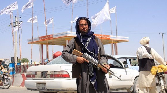 Los talibanes toman el control de Afganistán Los talibanes toman el control de Afganistán