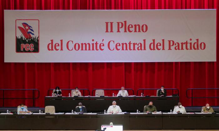 Sesiona II Pleno del Comité Central del Partido Comunista de Cuba Sesiona II Pleno del Comité Central del Partido Comunista de Cuba