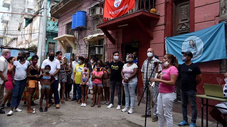 Cederistas habaneros condenan nueva escalada contra la Revolución Cubana Cederistas habaneros condenan nueva escalada contra la Revolución Cubana