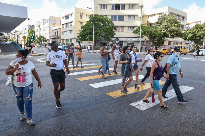 Inician La Habana y Santiago de Cuba apertura de sus servicios Inician La Habana y Santiago de Cuba apertura de sus servicios