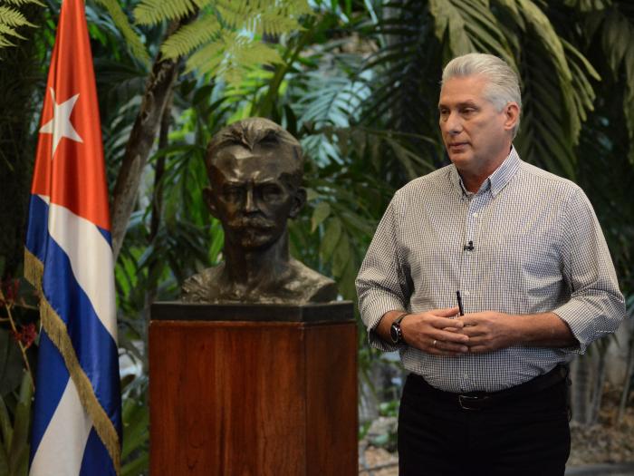Díaz-Canel: Cuba logra control de la COVID-19, pero hay que aprender a vivir con la enfermedad Díaz-Canel: Cuba logra control de la COVID-19, pero hay que aprender a vivir con la enfermedad
