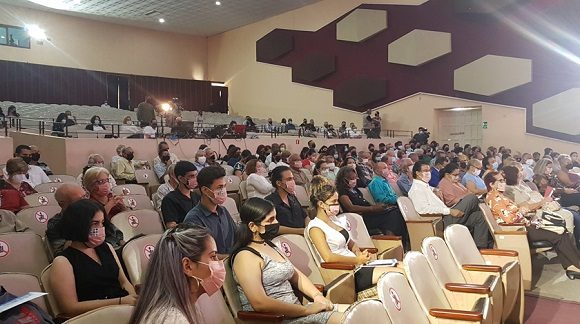 Presidente cubano participa en Convención Científica Internacional de Ciencia, Tecnología y Sociedad Presidente cubano participa en Convención Científica Internacional de Ciencia, Tecnología y Sociedad