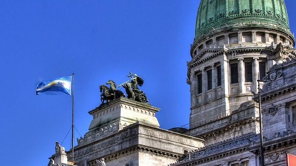 Coalición gobernante pierde elecciones legislativas en Argentina Coalición gobernante pierde elecciones legislativas en Argentina