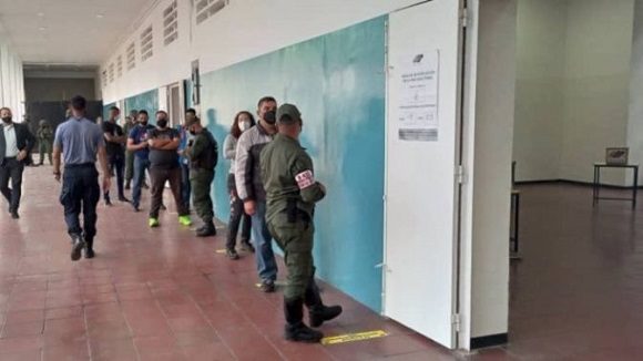 elecciones-en-Venezuela-centro-de-votacion