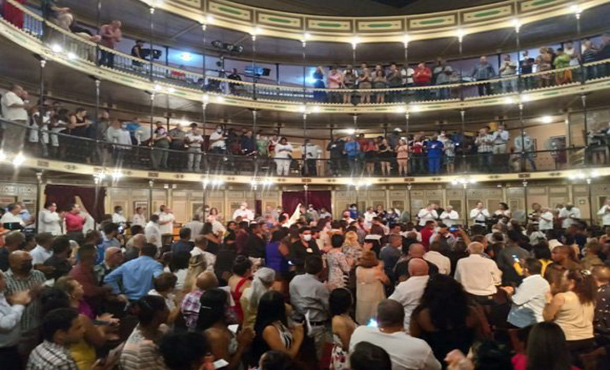 Díaz-Canel preside gala “Cienfuegos, sueños y esperanzas” en homenaje al 26 de julio Díaz-Canel preside gala “Cienfuegos, sueños y esperanzas” en homenaje al 26 de julio