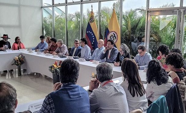 Cuba se honra con acoger el nuevo ciclo de diálogos entre ELN y gobierno colombiano, asegura Díaz-Canel Cuba se honra con acoger el nuevo ciclo de diálogos entre ELN y gobierno colombiano, asegura Díaz-Canel