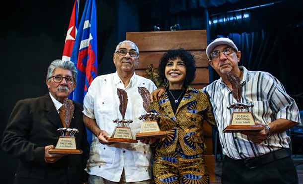 entrega-premios-nacionales-periodismo
