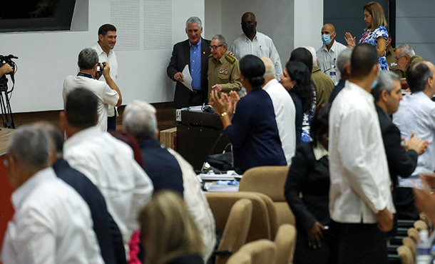Raúl Castro y Díaz-Canel en última jornada del Parlamento cubano hoy Raúl Castro y Díaz-Canel en última jornada del Parlamento cubano hoy