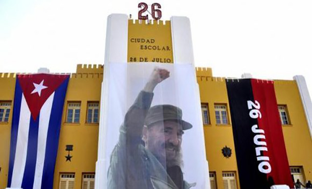 Felicita Díaz-Canel a Santiago de Cuba por sede del 26 de Julio Felicita Díaz-Canel a Santiago de Cuba por sede del 26 de Julio