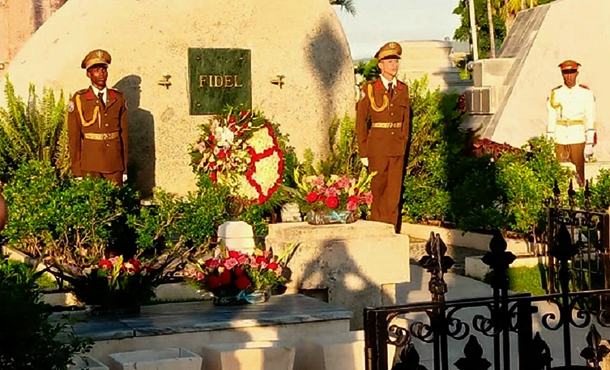 Peregrinan en Cuba hacia sitio de descanso eterno de Fidel Castro