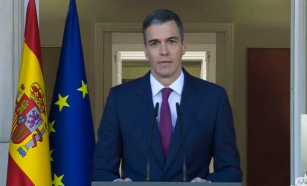 Pedro Sánchez anuncia que continuará al frente del Gobierno español Pedro Sánchez anuncia que continuará al frente del Gobierno español