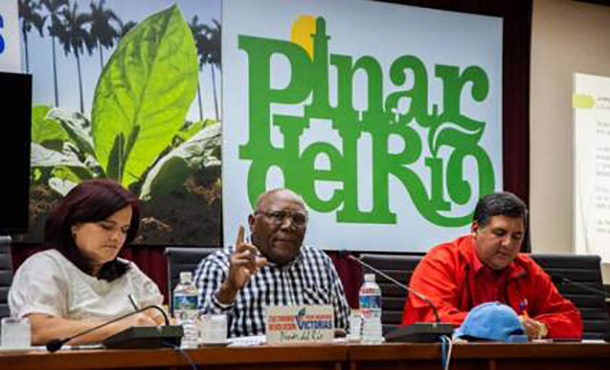 Evalúa vicepresidente cubano programa alimentario en Pinar del Río Evalúa vicepresidente cubano programa alimentario en Pinar del Río