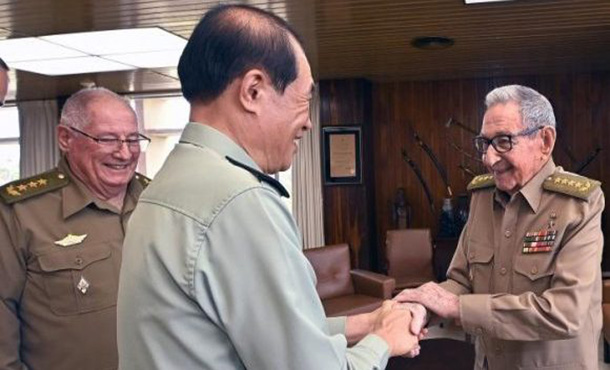 Recibe Raúl Castro a alto jefe militar de China Recibe Raúl Castro a alto jefe militar de China