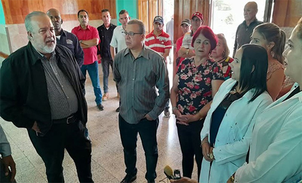 Primer ministro Marrero Cruz comprueba calidad de vida de vulnerables en Gibara Primer ministro Marrero Cruz comprueba calidad de vida de vulnerables en Gibara