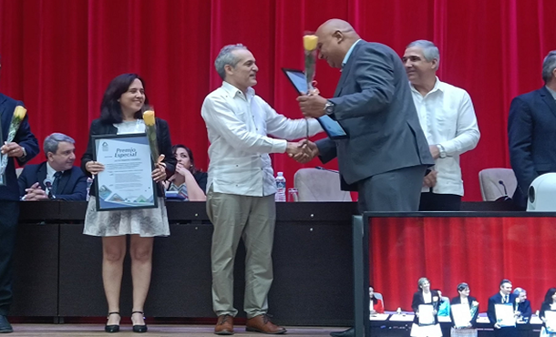 Concluye I Feria Innovación para el Desarrollo en Cuba con entrega de premio Concluye I Feria Innovación para el Desarrollo en Cuba con entrega de premio