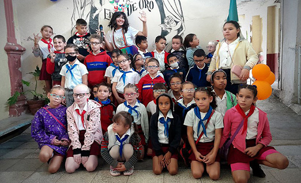 Agradecen niños holguineros 63 años de la Educación Especial Agradecen niños holguineros 63 años de la Educación Especial