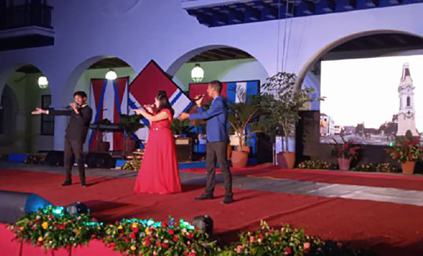 Santiago de Cuba recibe el año nuevo con la Fiesta a la Bandera