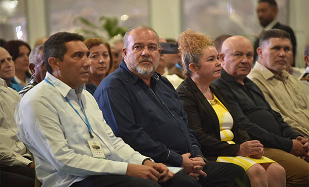 Asiste primer ministro a la apertura de la Feria del Transporte Asiste primer ministro a la apertura de la Feria del Transporte