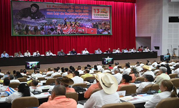 Encabeza Díaz-Canel clausura del Congreso de agricultores de Cuba Encabeza Díaz-Canel clausura del Congreso de agricultores de Cuba