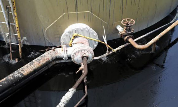 Controlan derrame de residuos en antigua termoeléctrica José Martí Controlan derrame de residuos en antigua termoeléctrica José Martí