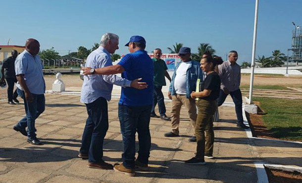 Camagüey: Díaz-Canel supervisa producción arrocera en Esmeralda Camagüey: Díaz-Canel supervisa producción arrocera en Esmeralda