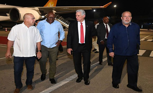 Díaz-Canel regresa a Cuba tras participar en cumbre euroasiática Díaz-Canel regresa a Cuba tras participar en cumbre euroasiática