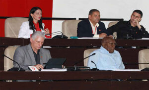 Asiste Díaz-Canel a tercera jornada del Parlamento cubano Asiste Díaz-Canel a tercera jornada del Parlamento cubano