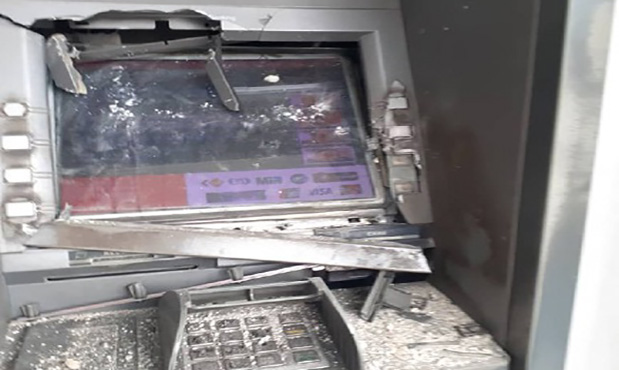 Denuncian hecho vandálico contra cajeros automáticos de La Habana Denuncian hecho vandálico contra cajeros automáticos de La Habana
