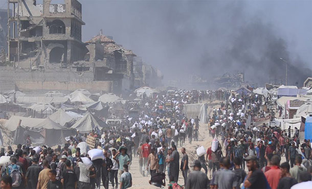 gaza-palestinos-esperando-comida