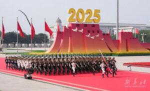 Participa Díaz-Canel en desfile militar conmemorativo en China