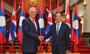 Cuba y Laos: dos pueblos unidos por estrechos, indestructibles e históricos lazos de amistad Cuba y Laos: dos pueblos unidos por estrechos, indestructibles e históricos lazos de amistad