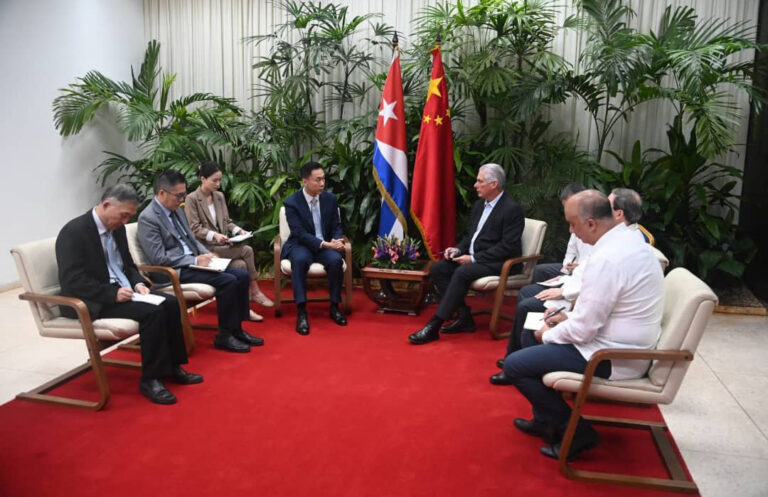 Aprobó Xi Jinping nueva ayuda financiera y alimentaria a Cuba