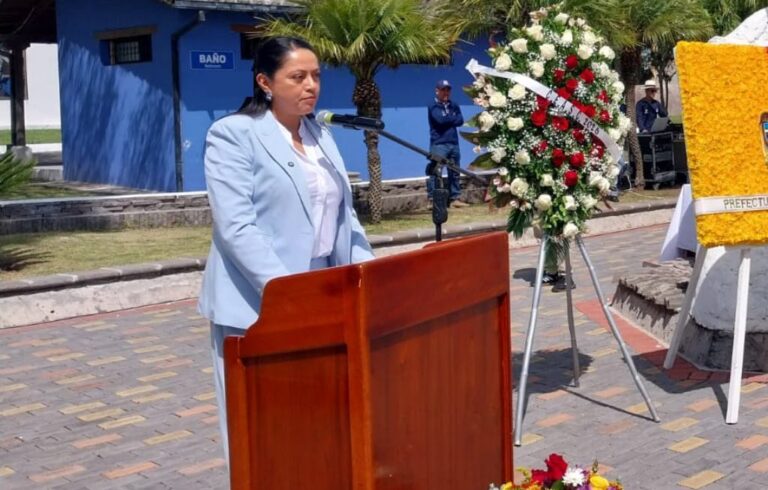 Prefecta de Ecuador destaca resistencia de Cuba frente a asedio