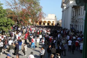 SANTA CLARA HONRA A LOS COMBATIENTES CAÍDOS EN VENEZUELA