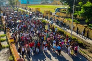 Desfile pioneril martiano en Santiago de Cuba