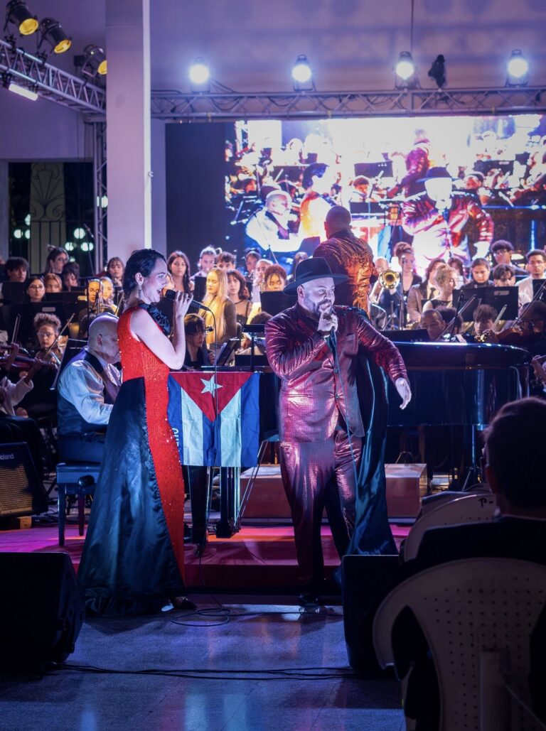 Cuba Vive cerró la primera edición del Festival Internacional Jazz Plaza en Holguín