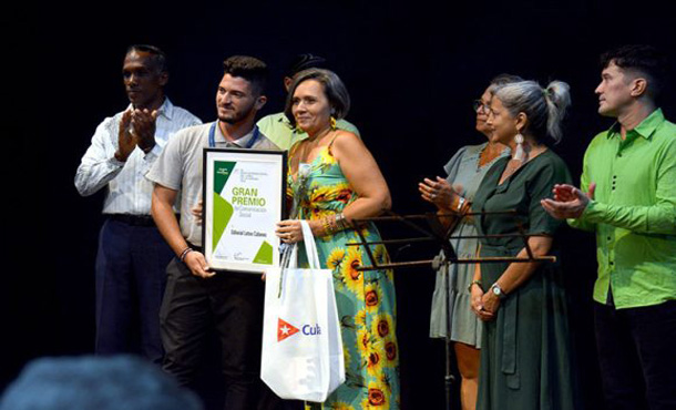 clausura-libro