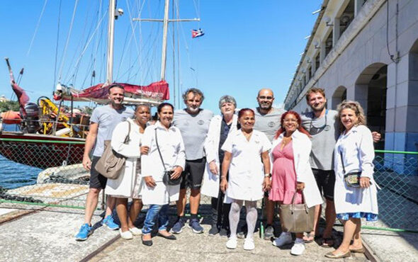 velero-open-arms-regresa-a-cuba